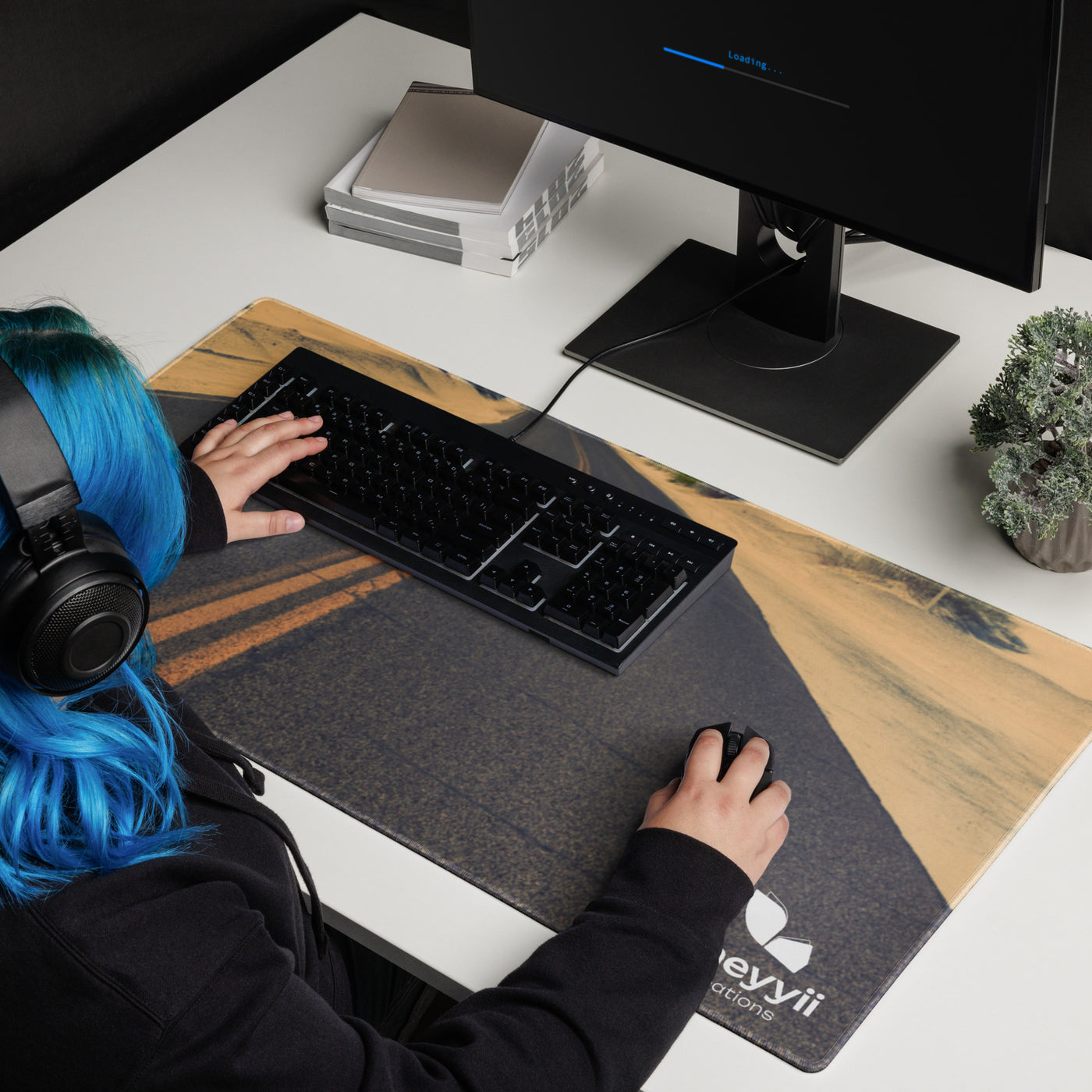 Gaming mouse pad