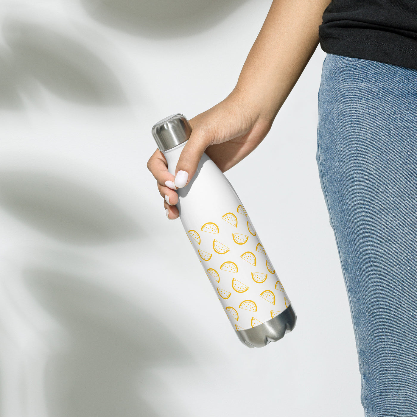 Stainless steel water bottle