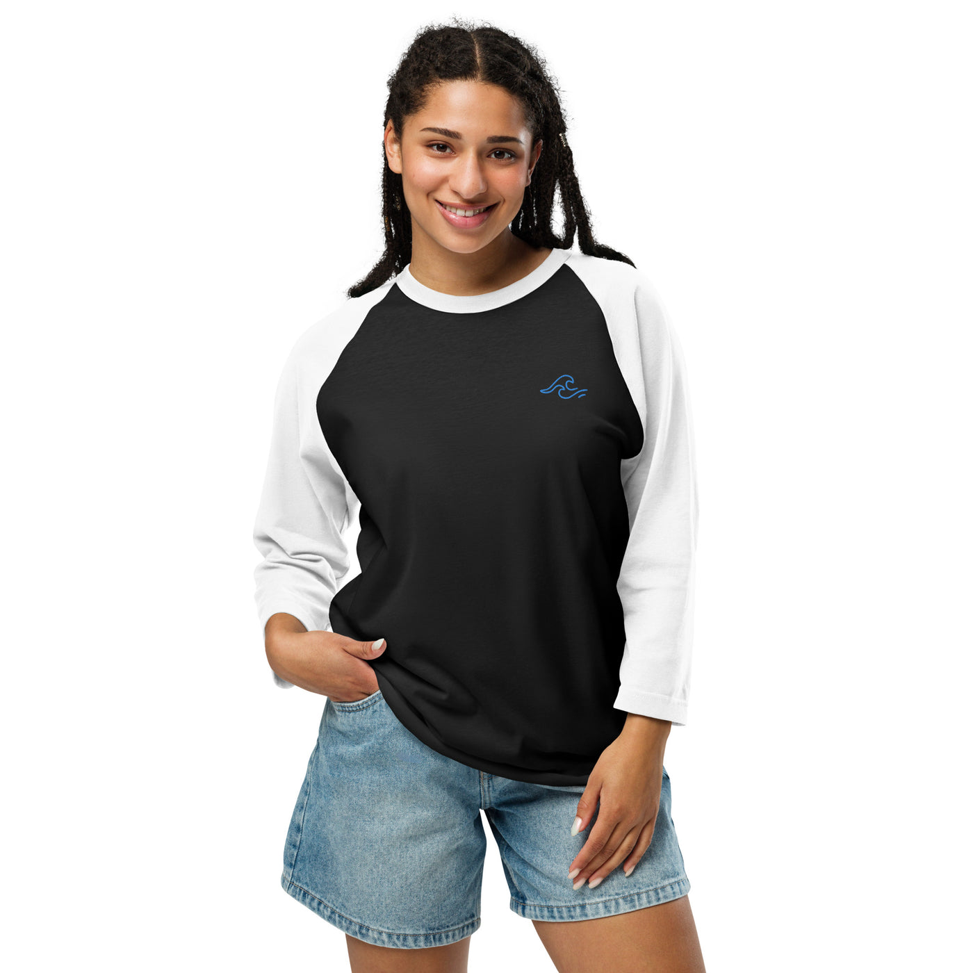 3/4 sleeve raglan shirt